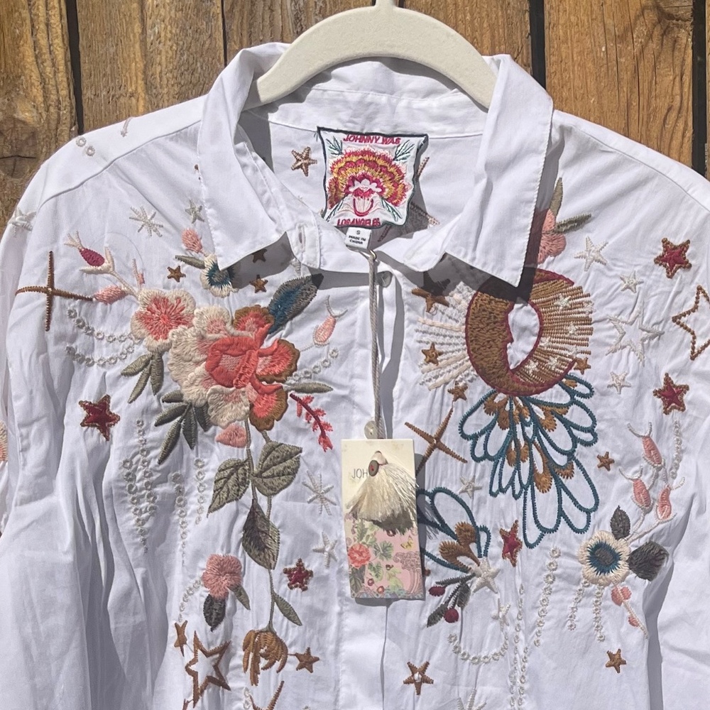 Johnny Was | Button Up Collared Tunic | Floral Embroidery | Small | NWT